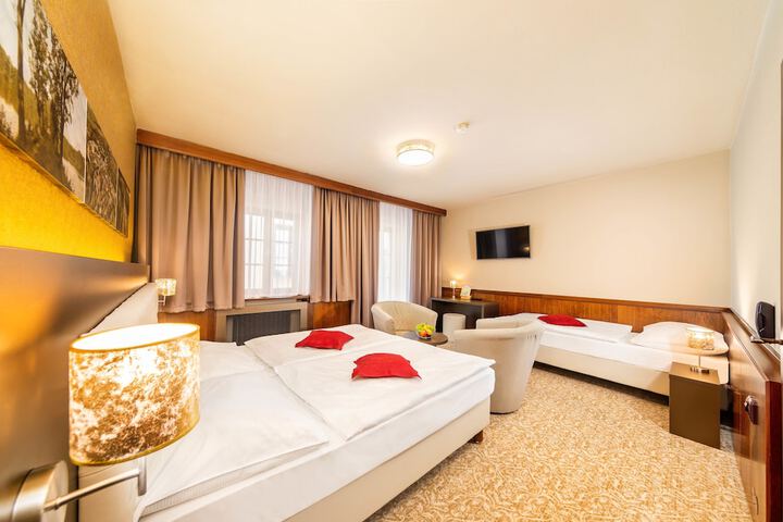 Room 13 of 41