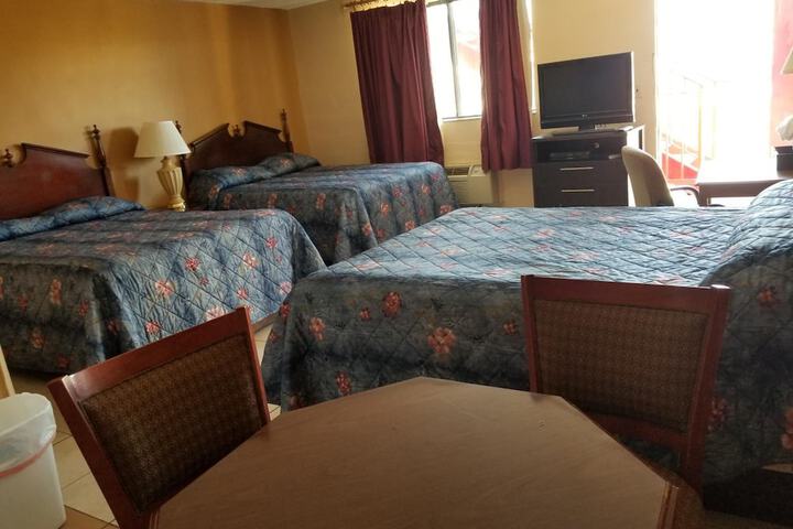 Room 23 of 35