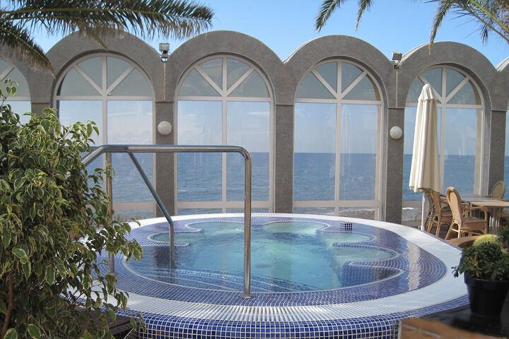 Relaxing Spa