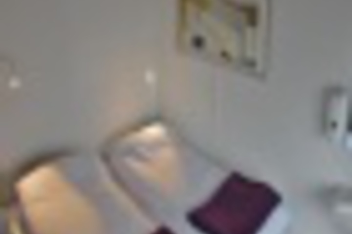 Room 218 of 276