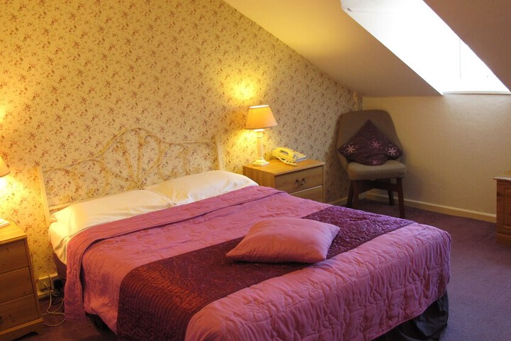 Room 2 of 45