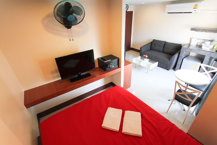 Room 11 of 31