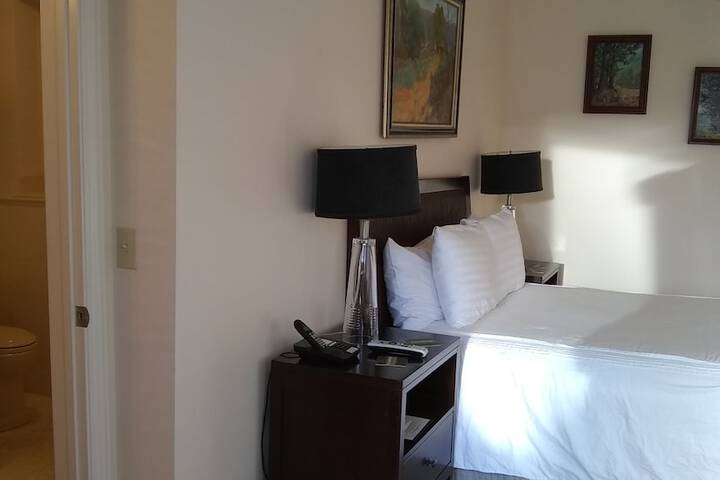 Room 44 of 147