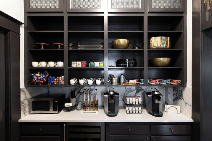 Breakfast/Coffee Service 60 of 74