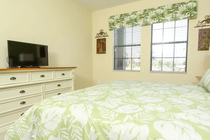 Room 5 of 19