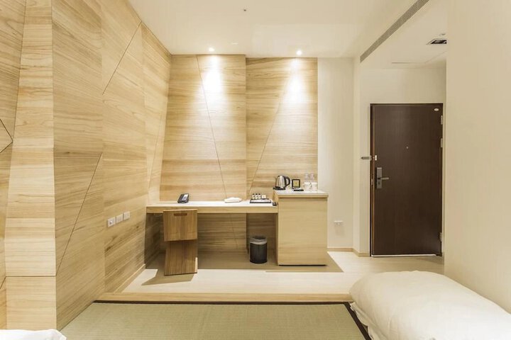 Room 20 of 89