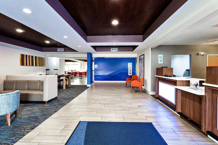 Hotel Interior 2 of 38