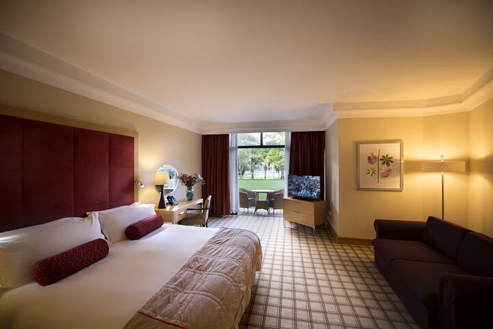 Room 12 of 74