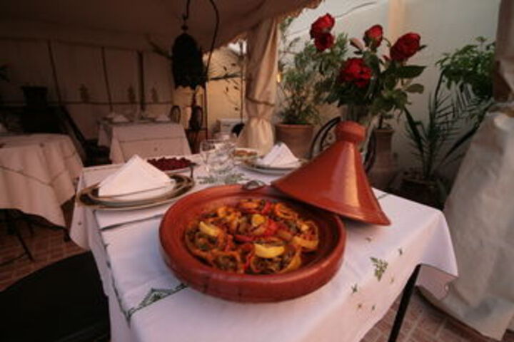 Dining 19 of 29