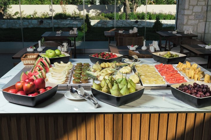 Dining 60 of 81