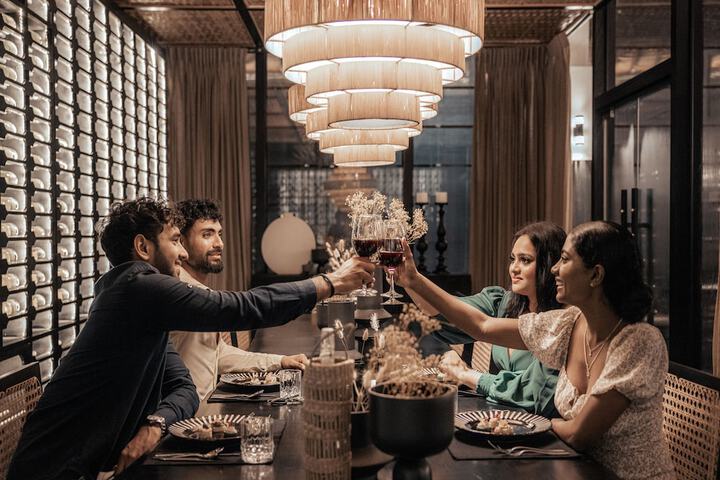 Dining 63 of 102