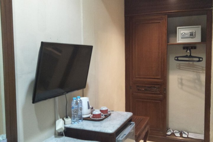 Room 22 of 57