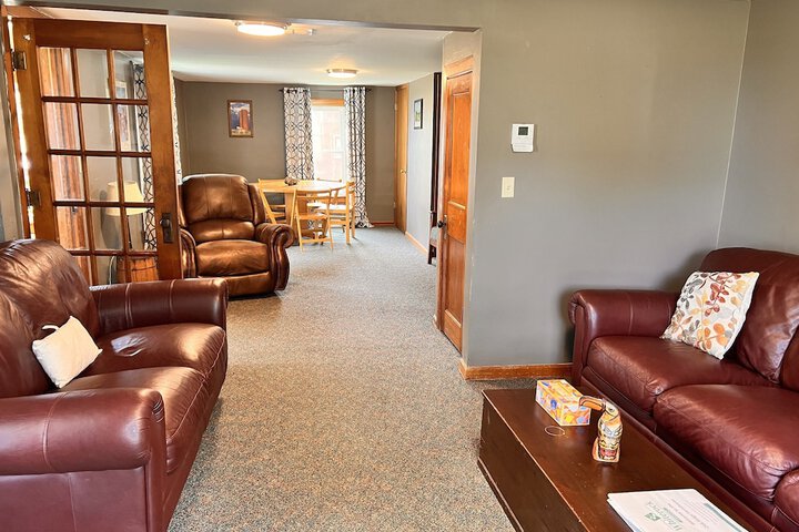 Room 42 of 60