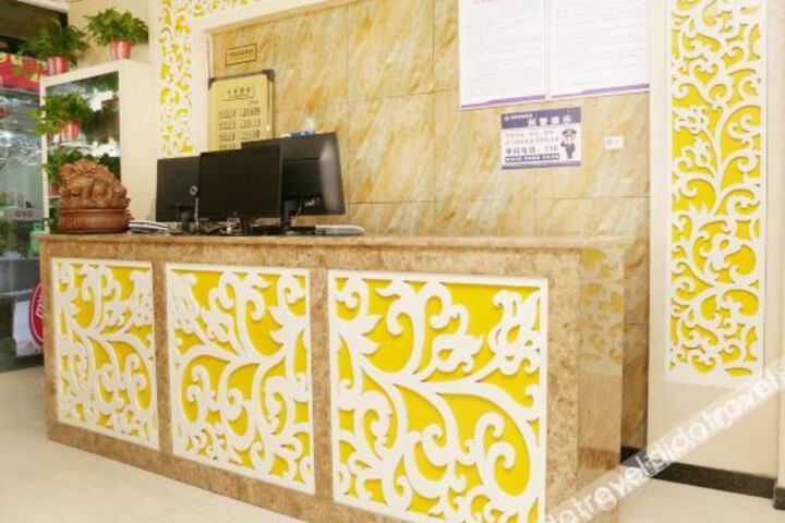 Hotel Interior 11 of 31
