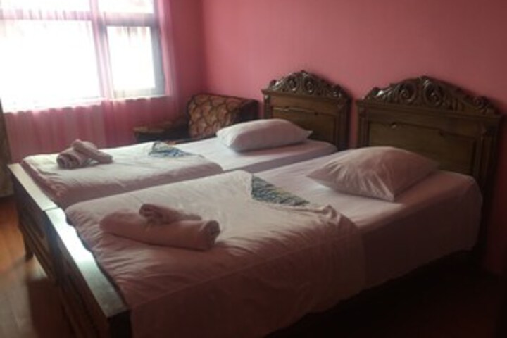 Room 15 of 42