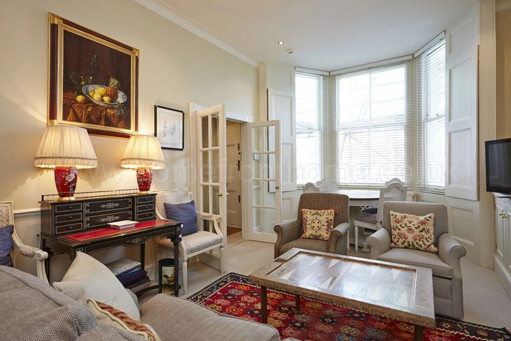 Kensington - Comfortable two Bedroom Ground Floor Property - 3 Beds