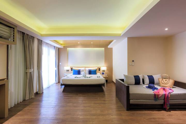 Room 38 of 106