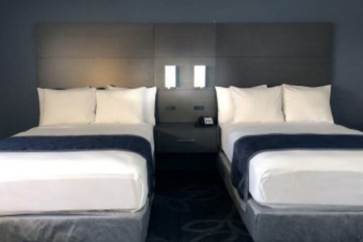 Room 16 of 99