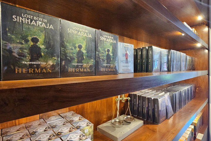 Gift Shop 20 of 32