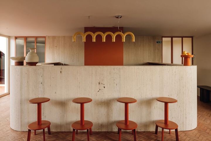 Hotel 71 of 82