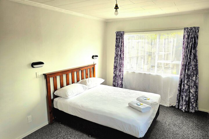 Room 21 of 37