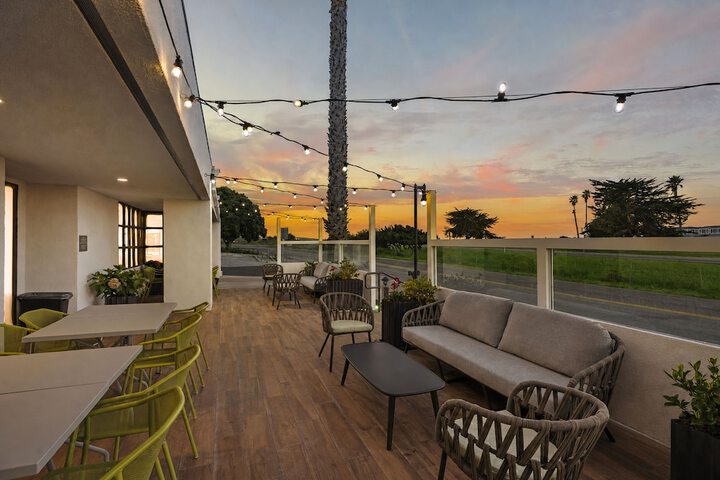 Terrace/Patio 44 of 54
