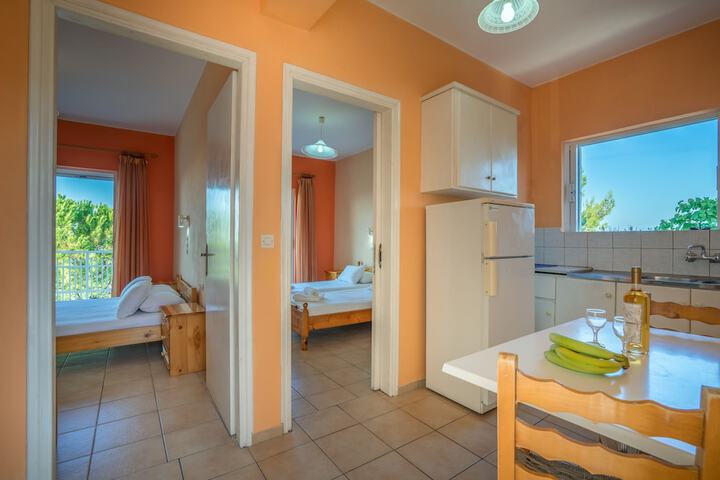 Room 4 of 23
