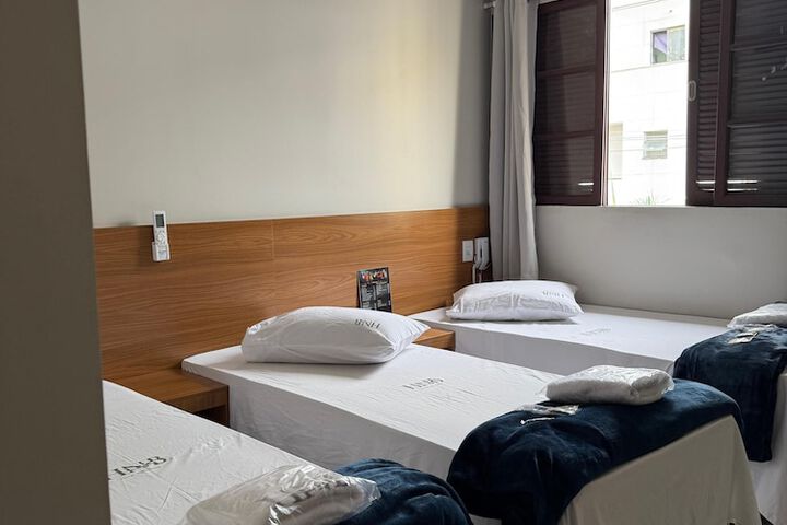 Room 9 of 37