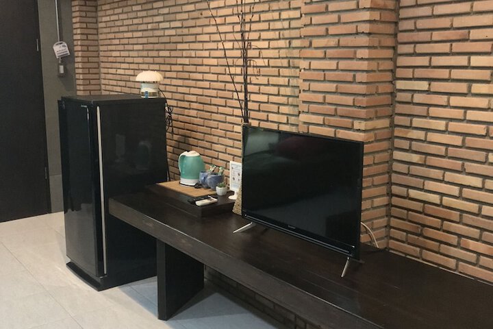 Room 15 of 53