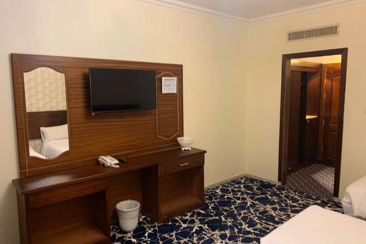 Room 5 of 21