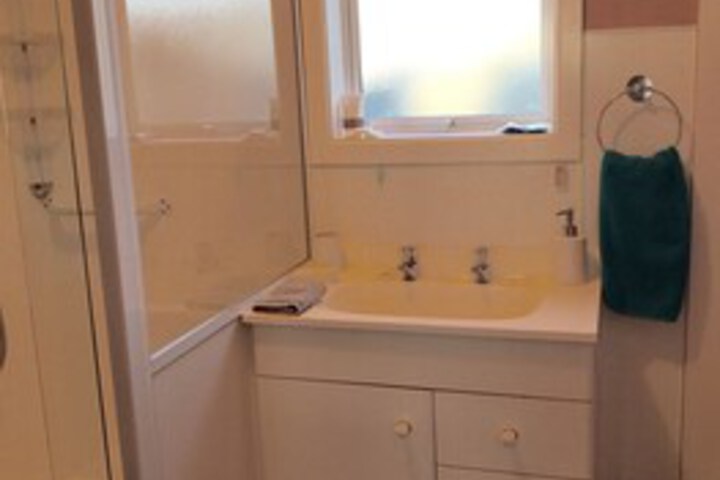 Room 5 of 34