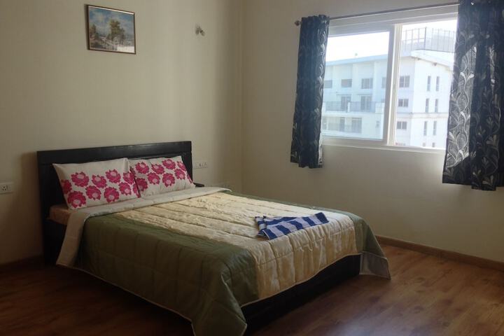 Room 9 of 36