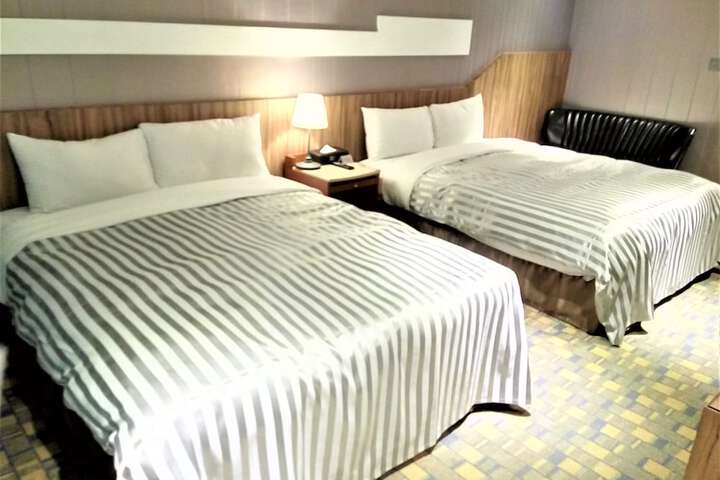 Room 16 of 69