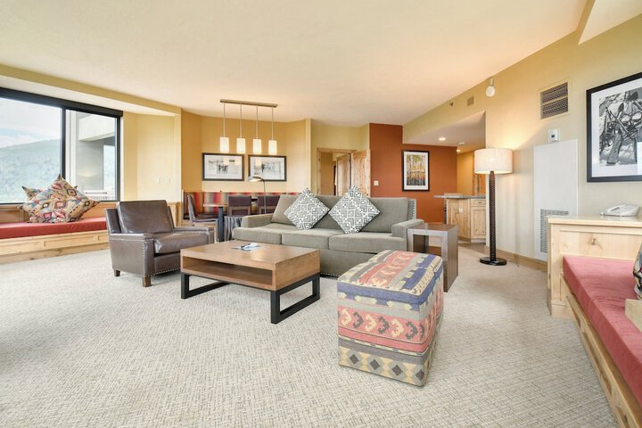 Room 92 of 181