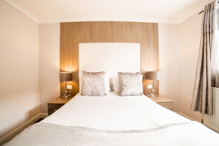 Room 10 of 31