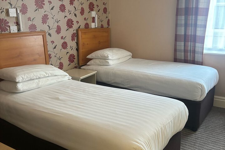 Room 15 of 58