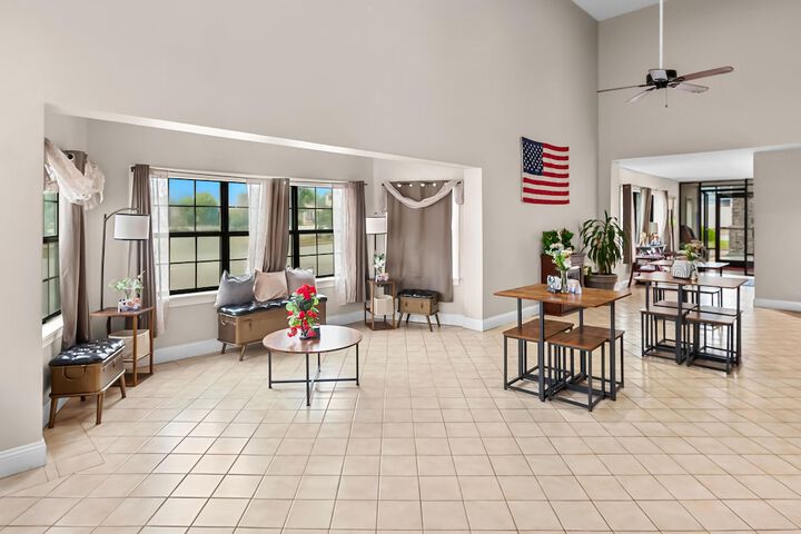 Breakfast area