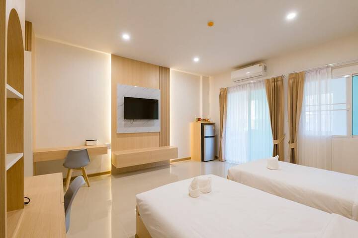 Room 28 of 71