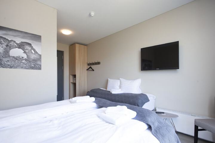 Room 5 of 41