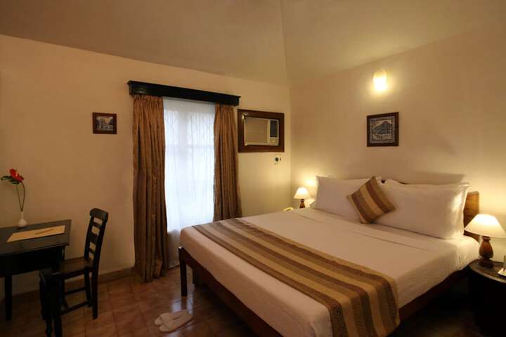 Room 6 of 36