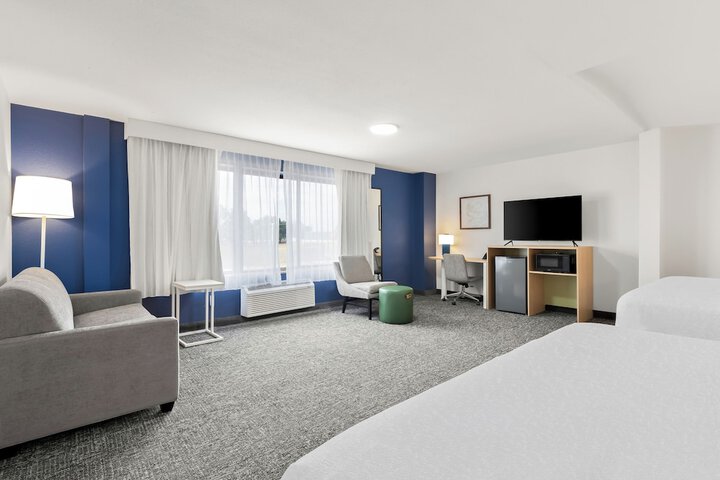 Room 16 of 22