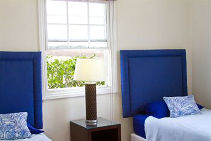 Room 10 of 36