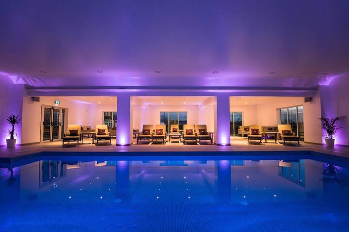 Pool 38 of 66