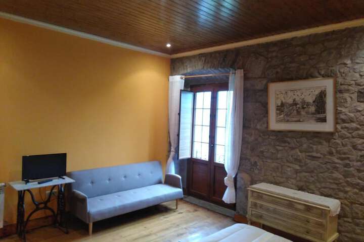 Room 15 of 62