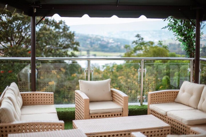 Terrace/Patio 11 of 27