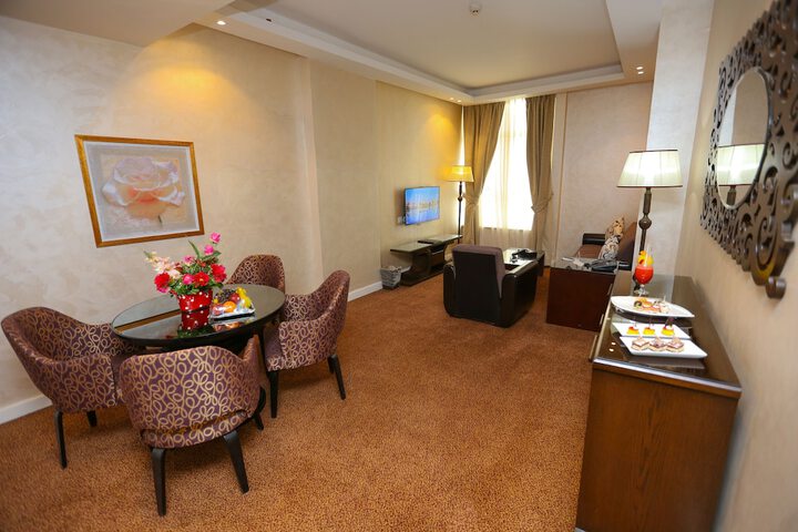 Room 15 of 39