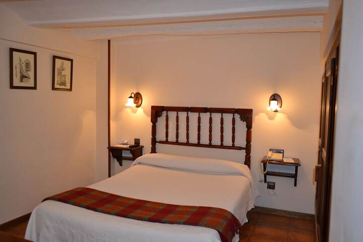 Room 8 of 25