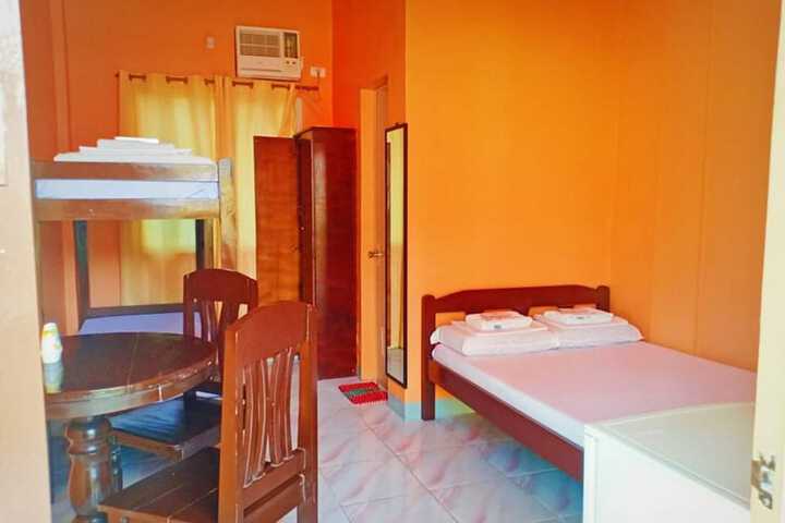Room 7 of 37