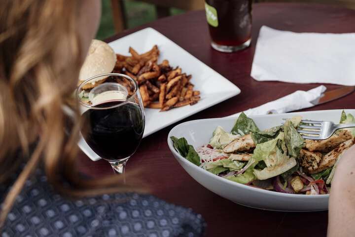 Dining 60 of 74