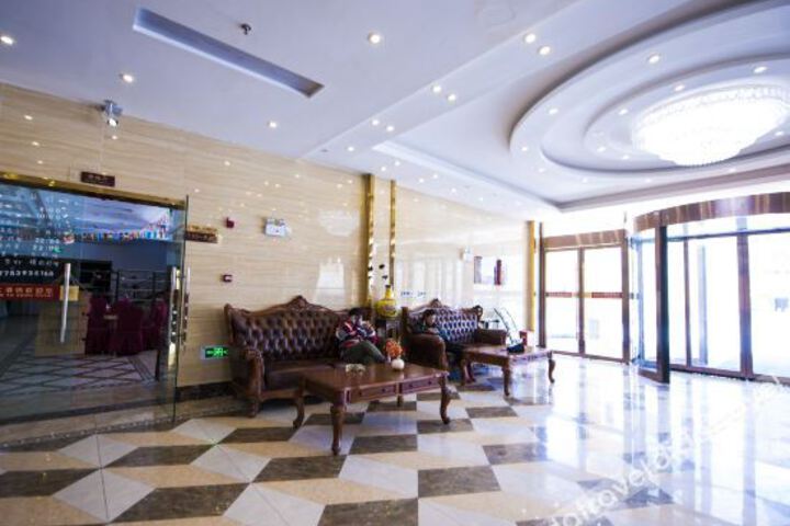 Hotel Interior 18 of 41